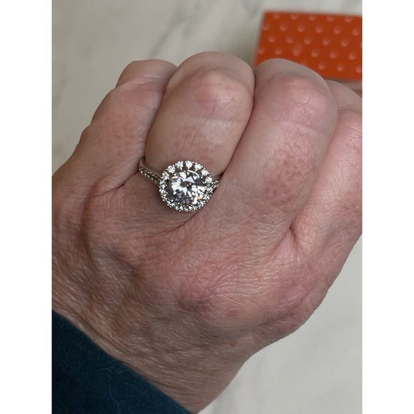 NEW Stella & Dot ELINA CZ Cubic Zirconia Halo Ring Silver Rhodium Retired Sz 8 - Picture 4 of 16